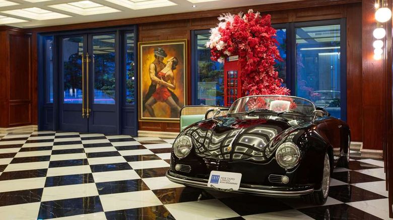 <b>TRYP by Wyndham New Taipei Linkou Lobby</b>. Images powered by <a href="https://iceportal.shijigroup.com/" title="IcePortal" target="_blank">IcePortal</a>.