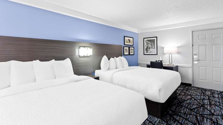 <b>Best Western Schaumburg-O'Hare NW Room</b>. Images powered by <a href="https://iceportal.shijigroup.com/" title="IcePortal" target="_blank">IcePortal</a>.
