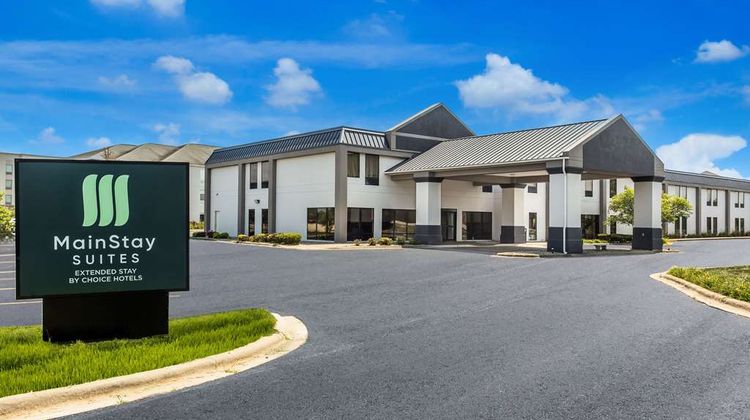 MainStay Suites Bourbonnais - Kankakee Exterior