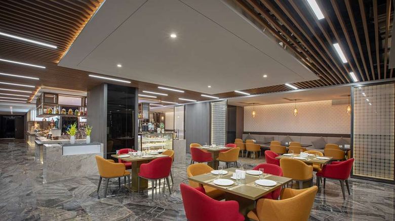 <b>Ramada by Wyndham Bayannur Restaurant</b>. Images powered by <a href="https://iceportal.shijigroup.com/" title="IcePortal" target="_blank">IcePortal</a>.
