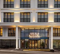 Operla Airport TM Collection by Wyndham Exterior