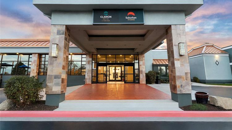 Surburban Studios Salt Lake City Airport Exterior