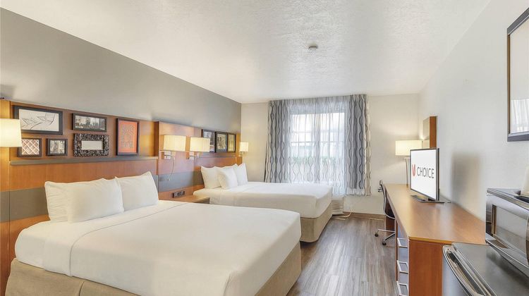 Surburban Studios Salt Lake City Airport Room