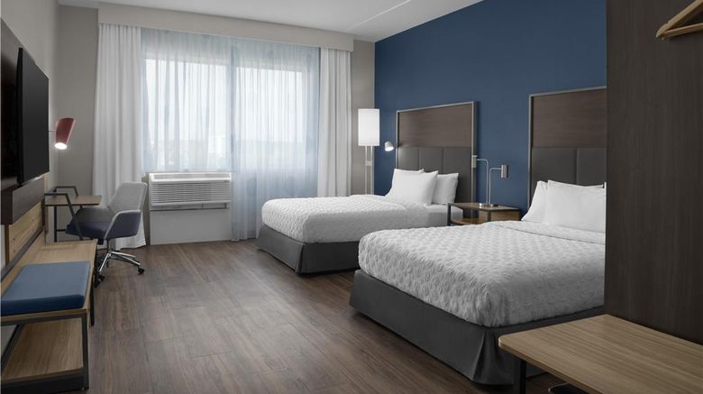 <b>Tru by Hilton Downtown Columbia Room</b>. Images powered by <a href="https://iceportal.shijigroup.com/" title="IcePortal" target="_blank">IcePortal</a>.