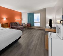 Howard Johnson by Wyndham Edson Room