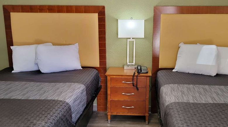 <b>Super 8 by Wyndham El Centro North Room</b>. Images powered by <a href="https://iceportal.shijigroup.com/" title="IcePortal" target="_blank">IcePortal</a>.