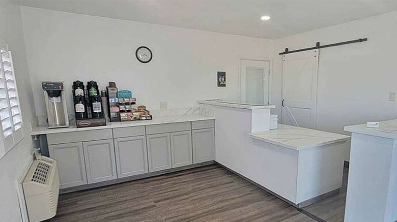 <b>Super 8 by Wyndham El Centro North Other</b>. Images powered by <a href="https://iceportal.shijigroup.com/" title="IcePortal" target="_blank">IcePortal</a>.