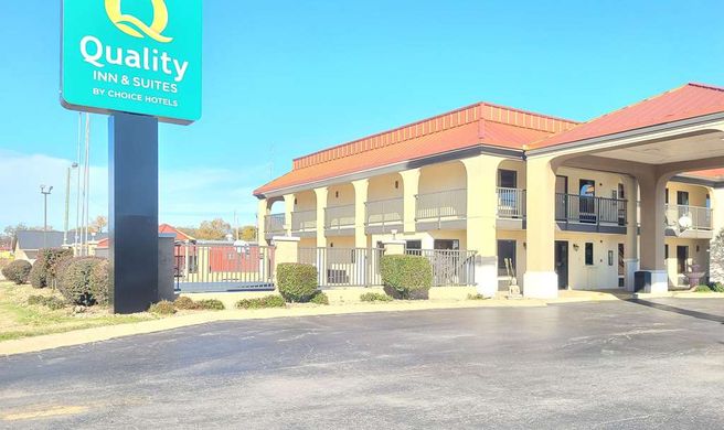 Quality Inn and Suites Dumas Exterior