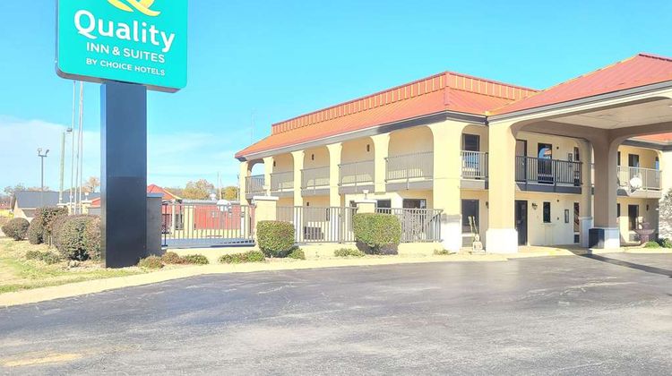 Quality Inn and Suites Dumas Exterior