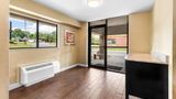 Econo Lodge Charlotte Airport Lobby