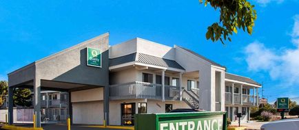 Quality Inn Exterior
