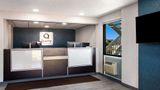 <b>Quality Inn Lobby</b>. Images powered by <a href="https://iceportal.shijigroup.com/" title="IcePortal" target="_blank">IcePortal</a>.