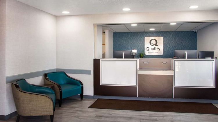 Quality Inn Lobby