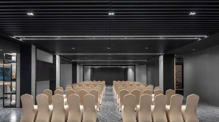 Microtel by Wyndham Tianjin Hedong Meeting