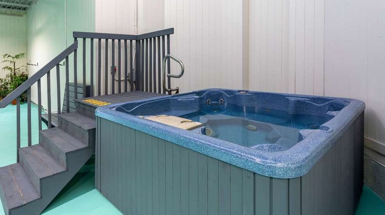 <b>Travelodge by Wyndham Amherst Pool</b>. Images powered by <a href="https://iceportal.shijigroup.com/" title="IcePortal" target="_blank">IcePortal</a>.