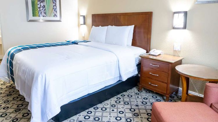 Days Inn by Wyndham College Park Room