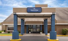 AmericInn by Wyndham Marshfield