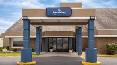AmericInn by Wyndham Marshfield