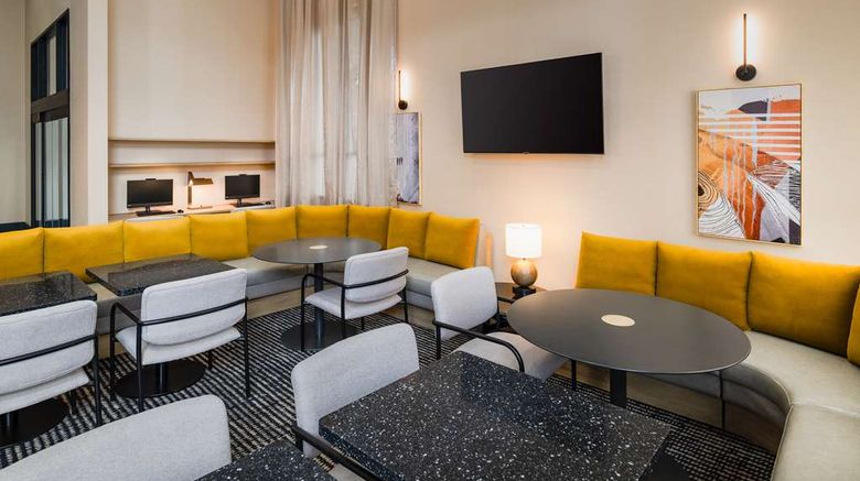 <b>Hyatt Place Nashville Green Hills Lobby</b>. Images powered by <a href="https://iceportal.shijigroup.com/" title="IcePortal" target="_blank">IcePortal</a>.