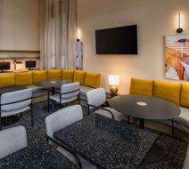 Hyatt Place Nashville Green Hills Lobby