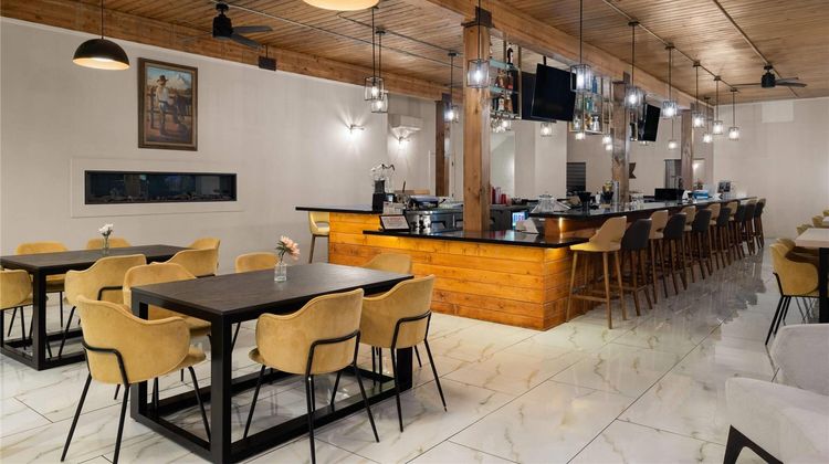 The Hotel Pendleton Trademark Collection Restaurant
