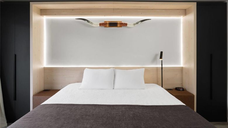 <b>The Hotel Pendleton Trademark Collection Room</b>. Images powered by <a href="https://iceportal.shijigroup.com/" title="IcePortal" target="_blank">IcePortal</a>.