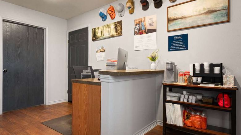 <b>Eagle's Den Suites-Travelodge by Wyndham Lobby</b>. Images powered by <a href="https://iceportal.shijigroup.com/" title="IcePortal" target="_blank">IcePortal</a>.