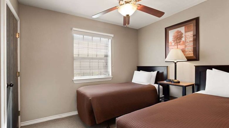 <b>Eagle's Den Suites-Travelodge by Wyndham Suite</b>. Images powered by <a href="https://iceportal.shijigroup.com/" title="IcePortal" target="_blank">IcePortal</a>.