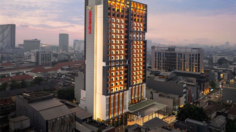 Movenpick Jakarta City Centre Exterior