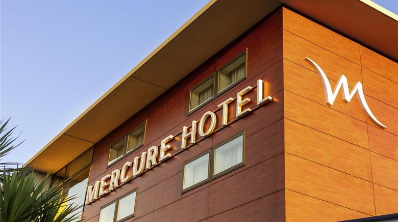 <b>Mercure Agen Centre Exterior</b>. Images powered by <a href="https://iceportal.shijigroup.com/" title="IcePortal" target="_blank">IcePortal</a>.