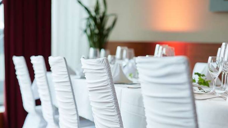 <b>bigBox Allgaeu Hotel Restaurant</b>. Images powered by <a href="https://iceportal.shijigroup.com/" title="IcePortal" target="_blank">IcePortal</a>.