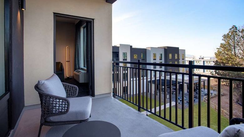 <b>Homewood Suites by Hilton Missoula Room</b>. Images powered by <a href="https://iceportal.shijigroup.com/" title="IcePortal" target="_blank">IcePortal</a>.