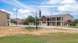 Eagles Den Suites, Travelodge by Wyndham Exterior