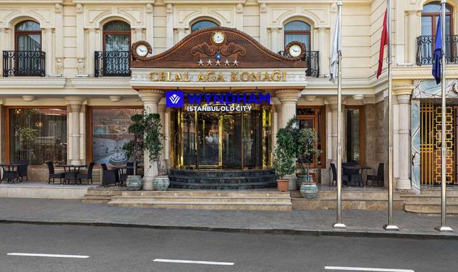 Wyndham Istanbul Old City Exterior