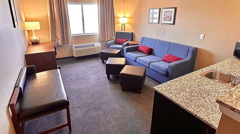 <b>Baymont by Wyndham Phoenix North Room</b>. Images powered by <a href="https://iceportal.shijigroup.com/" title="IcePortal" target="_blank">IcePortal</a>.