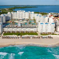 Hilton Cancun Mar Caribe All-Inclusive Resort