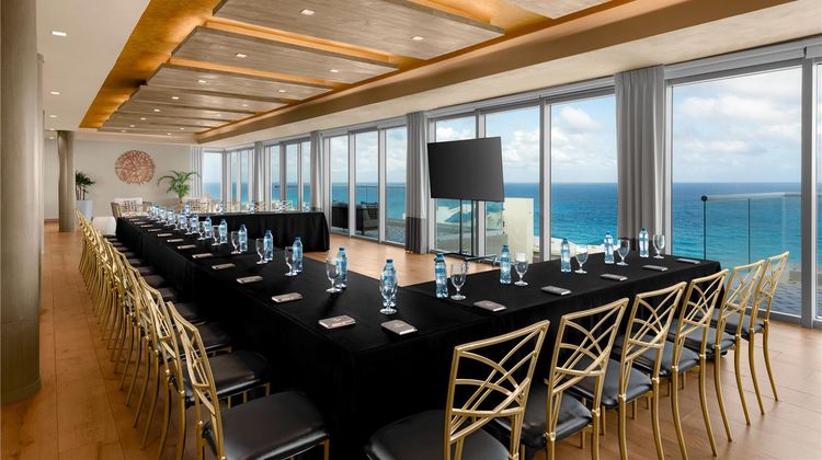 Hilton Cancun Mar Caribe All-Inclusive Resort Meeting