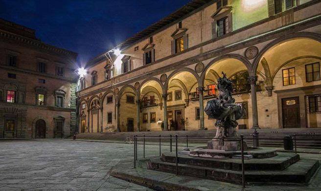 Loggiato Dei Serviti Exterior
