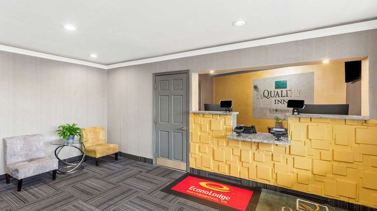 Econo Lodge Waynesboro - Skyline Drive Lobby