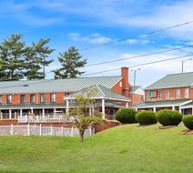 Econo Lodge Waynesboro - Skyline Drive Exterior