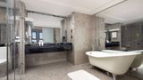 Days Hotel by Wyndham Beihai Haicheng Suite