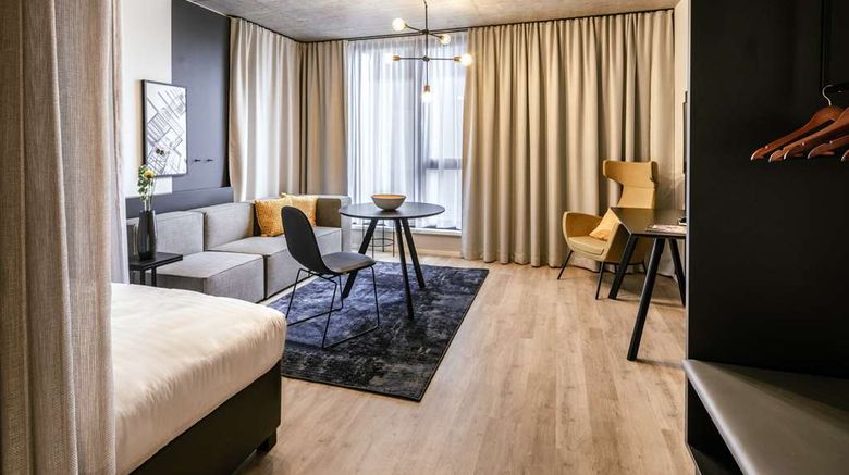 <b>Joyn Vienna Room</b>. Images powered by <a href="https://iceportal.shijigroup.com/" title="IcePortal" target="_blank">IcePortal</a>.