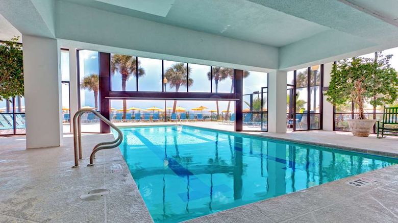 <b>Dayton House Resort, BW Signature Coll Pool</b>. Images powered by <a href="https://iceportal.shijigroup.com/" title="IcePortal" target="_blank">IcePortal</a>.