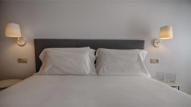 <b>Sercotel Tribuna Malaga Suite</b>. Images powered by <a href="https://iceportal.shijigroup.com/" title="IcePortal" target="_blank">IcePortal</a>.