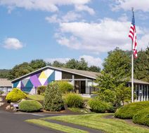 Spark by Hilton Mystic Groton Exterior