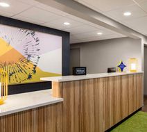 Spark by Hilton Mystic Groton Lobby