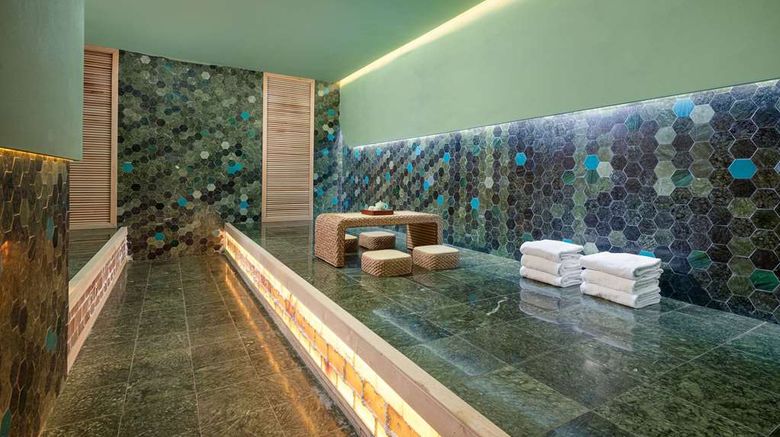 <b>Hawthorn by Wyndham Kunming Spa</b>. Images powered by <a href="https://iceportal.shijigroup.com/" title="IcePortal" target="_blank">IcePortal</a>.