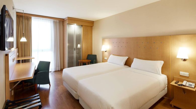<b>Sercotel Porta Barcelona Room</b>. Images powered by <a href="https://iceportal.shijigroup.com/" title="IcePortal" target="_blank">IcePortal</a>.