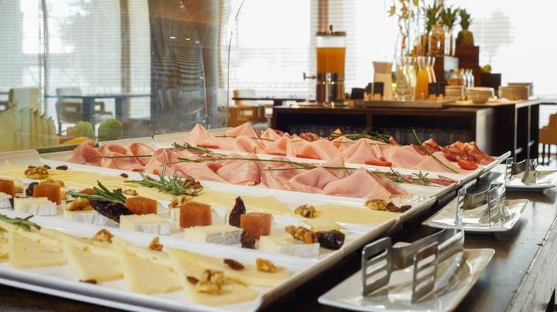 <b>Sercotel Sant Boi Restaurant</b>. Images powered by <a href="https://iceportal.shijigroup.com/" title="IcePortal" target="_blank">IcePortal</a>.