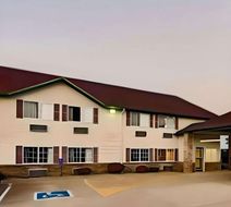 Mainstay Suites LeClaire Quad Cities Exterior
